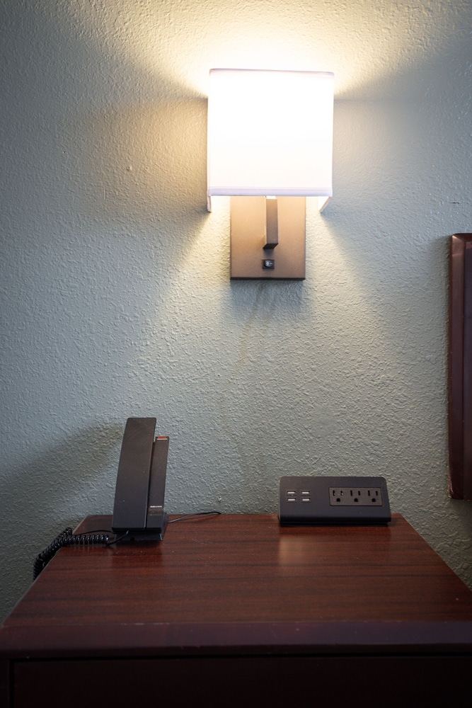 MySuites Lawton 38/54