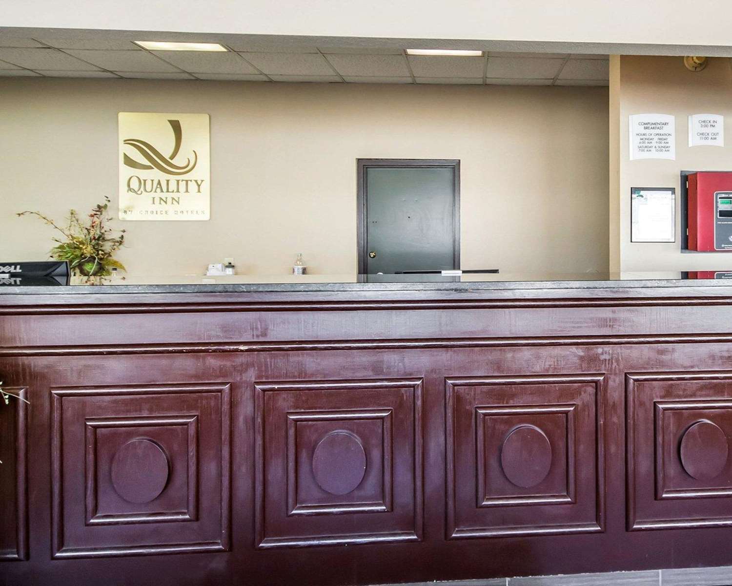 Quality Inn & Suites Elizabethtown 6/16
