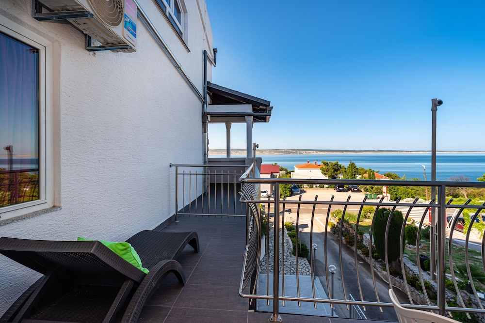 HOTEL VICKO 29/50