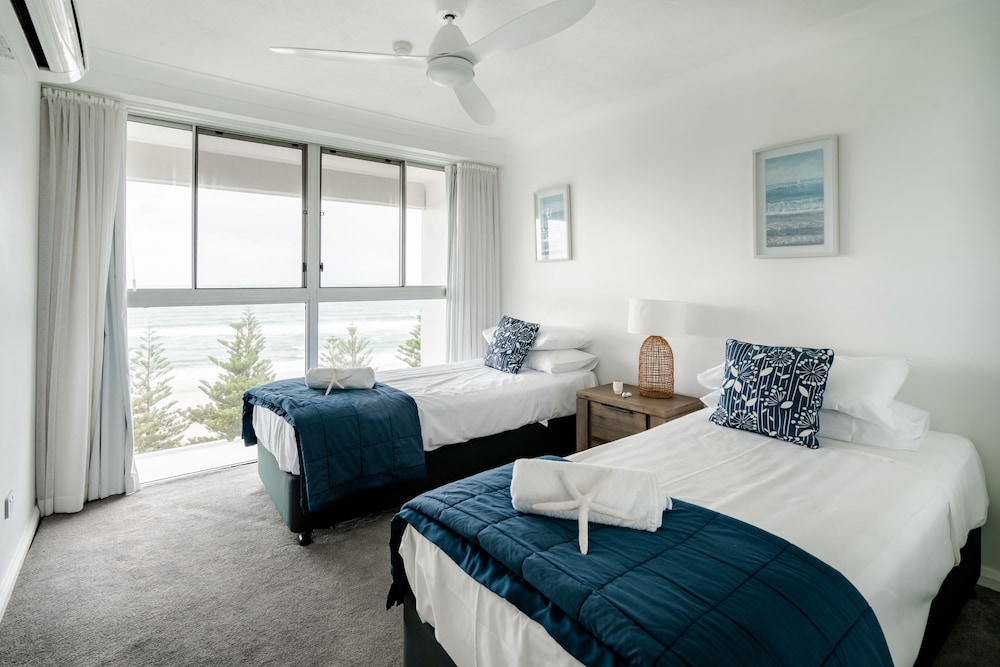 CASHELMARA BEACHFRONT APARTMENTS 15/28