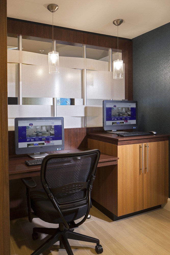 Springhill Suites By Marriott Boca Raton 30/32