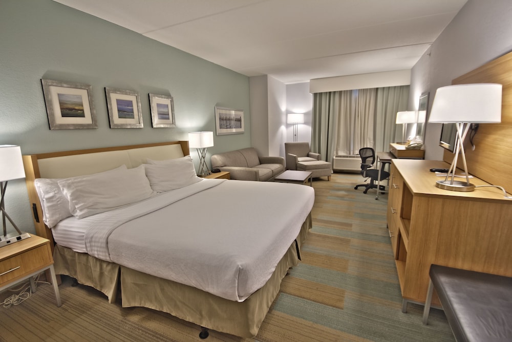 Holiday Inn Manahawkin/Long Beach Island 19/73