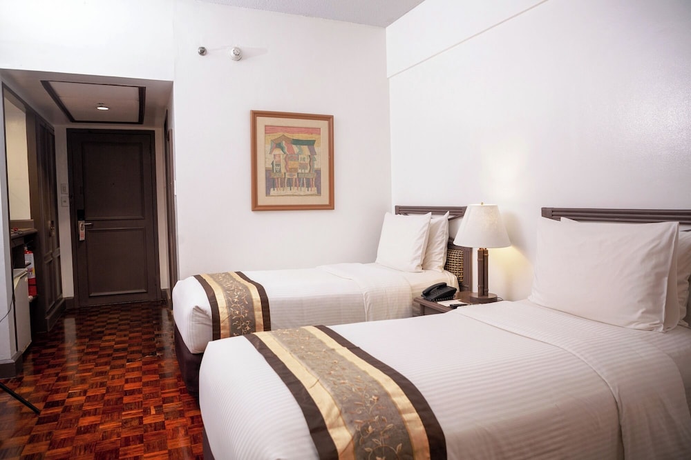 Room at Waterfront Insular Hotel Davao, DAVAO