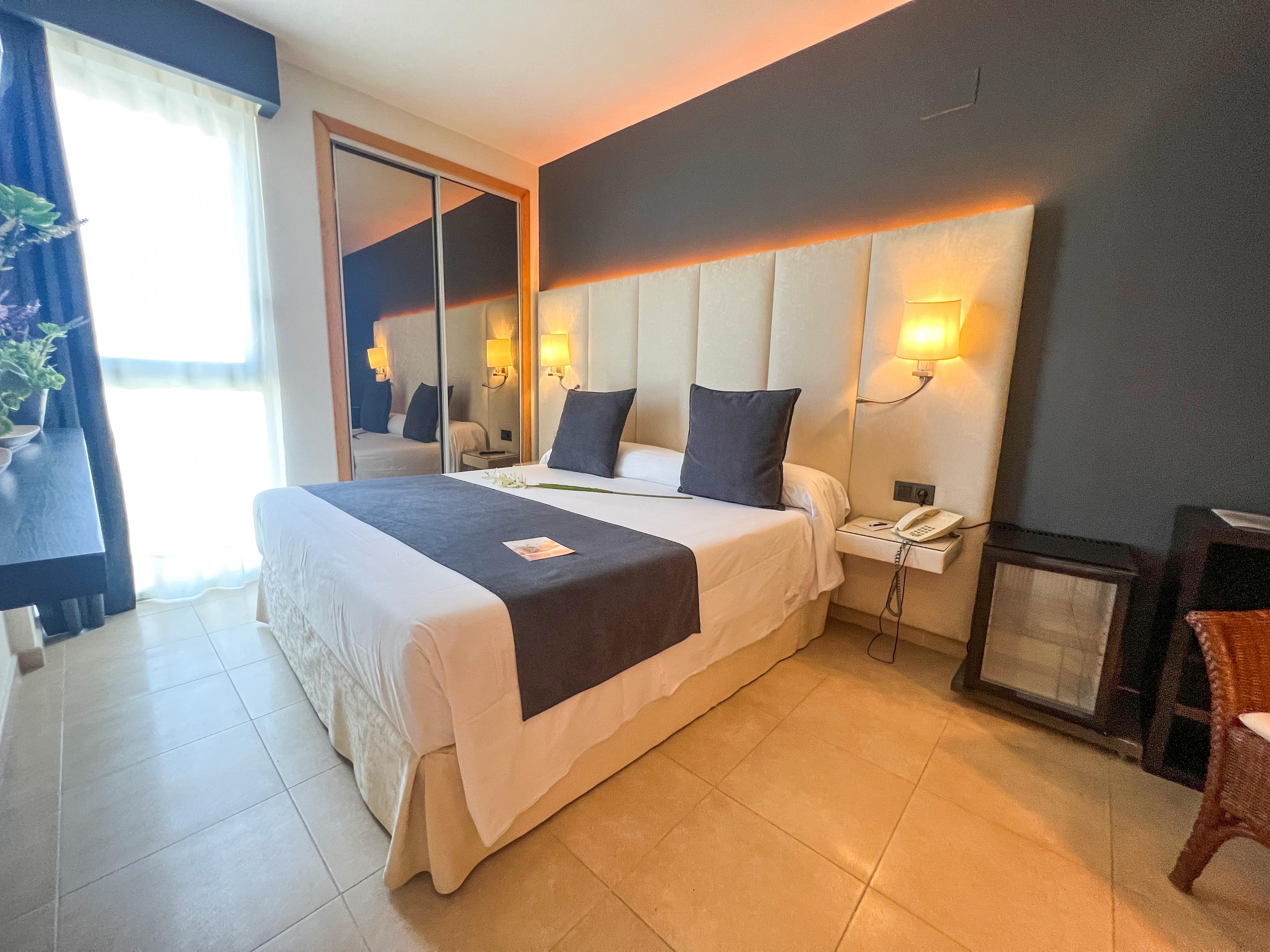 1 Bedroom, Apartment, Street View