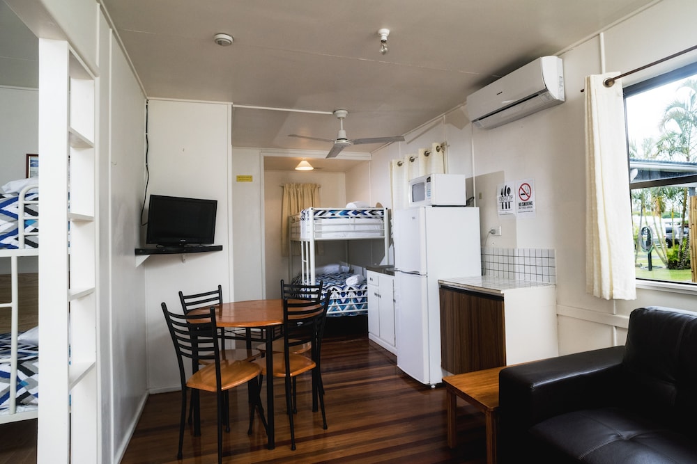Tasman Holiday Parks - Torquay Palms 41/50