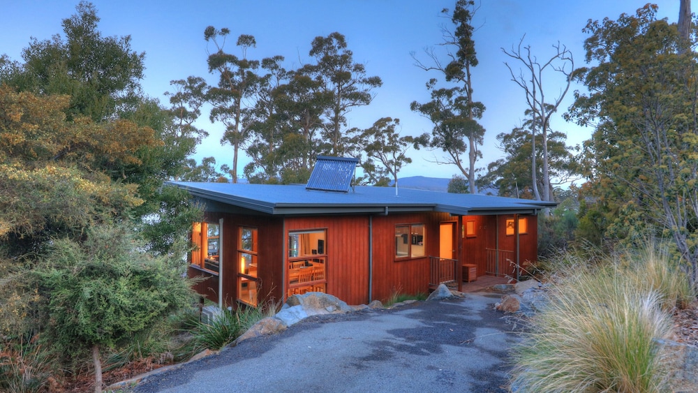 Stewarts Bay Lodge 9/65