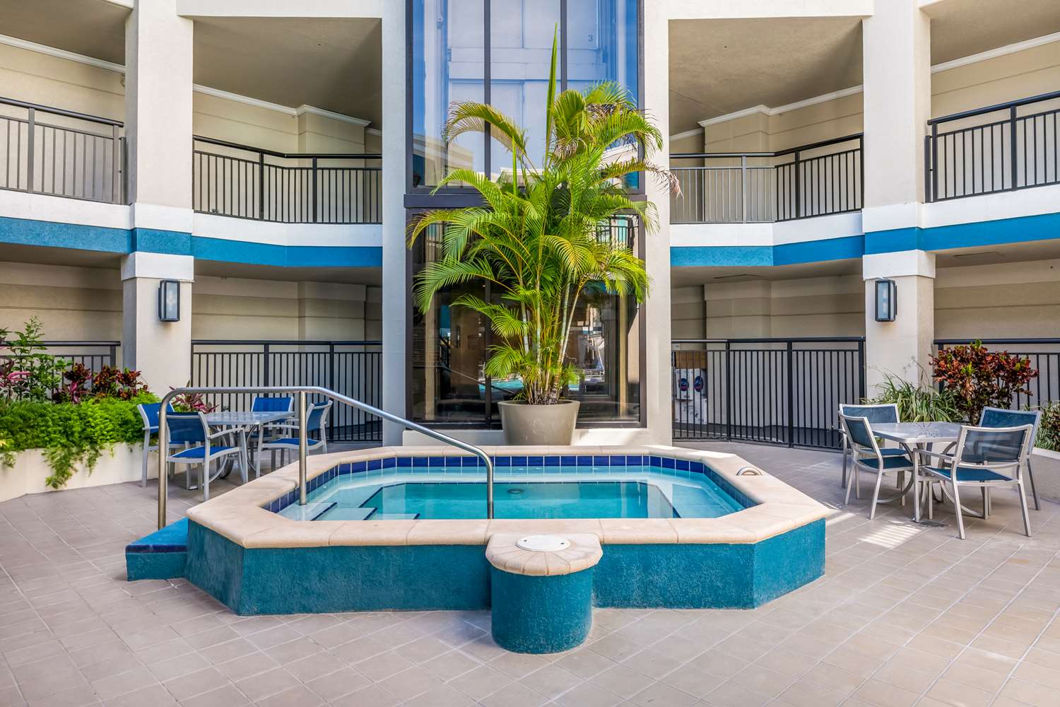 Sonesta ES Suites Orlando International Drive 6/55
