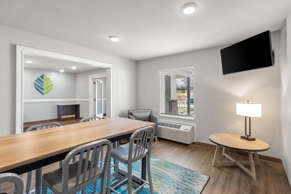 WoodSpring Suites Atlanta Airport 43/56