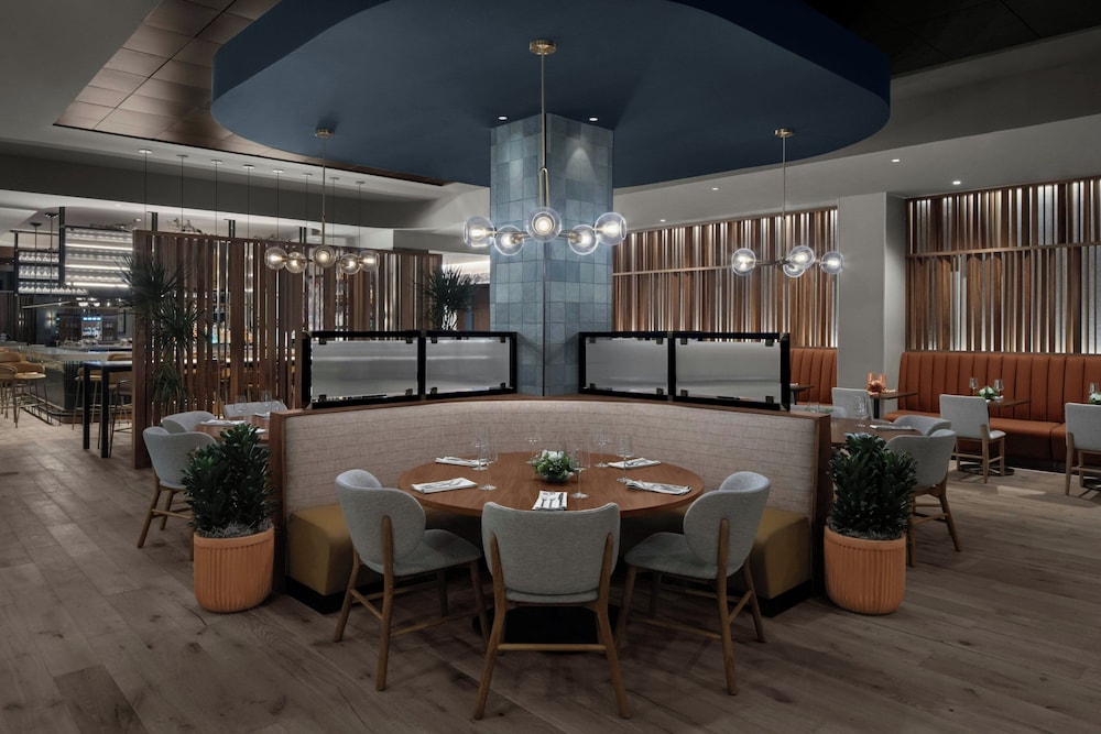 AC Hotel by Marriott Lansing University Area 30/49