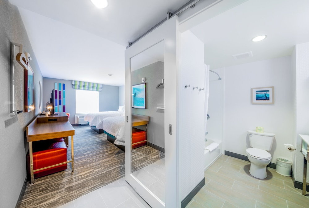 Hampton Inn Wichita Northwest 28/38