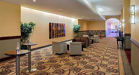Wyndham El Paso Airport Hotel and Water Park 22/39