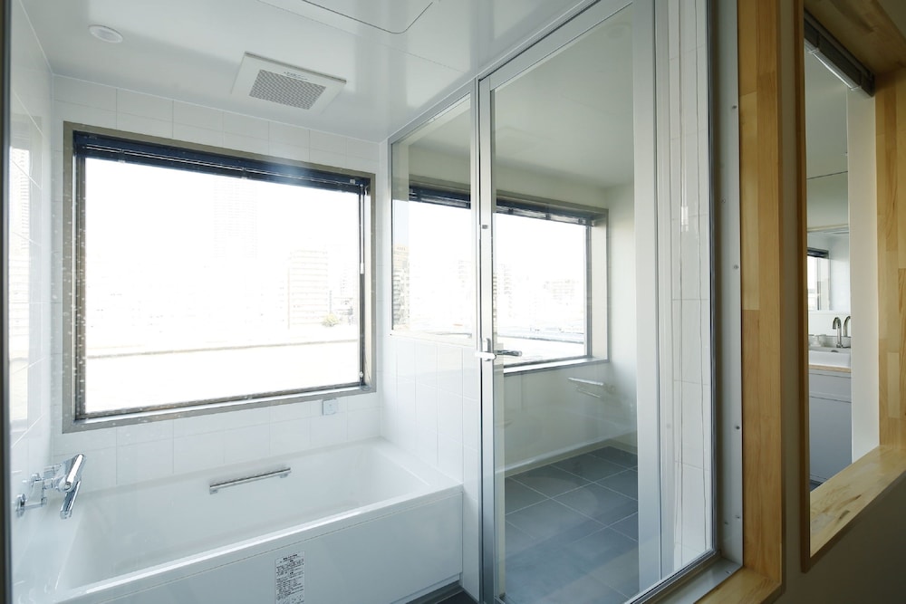 LYURO Tokyo Kiyosumi by THE SHARE HOTELS 67/71