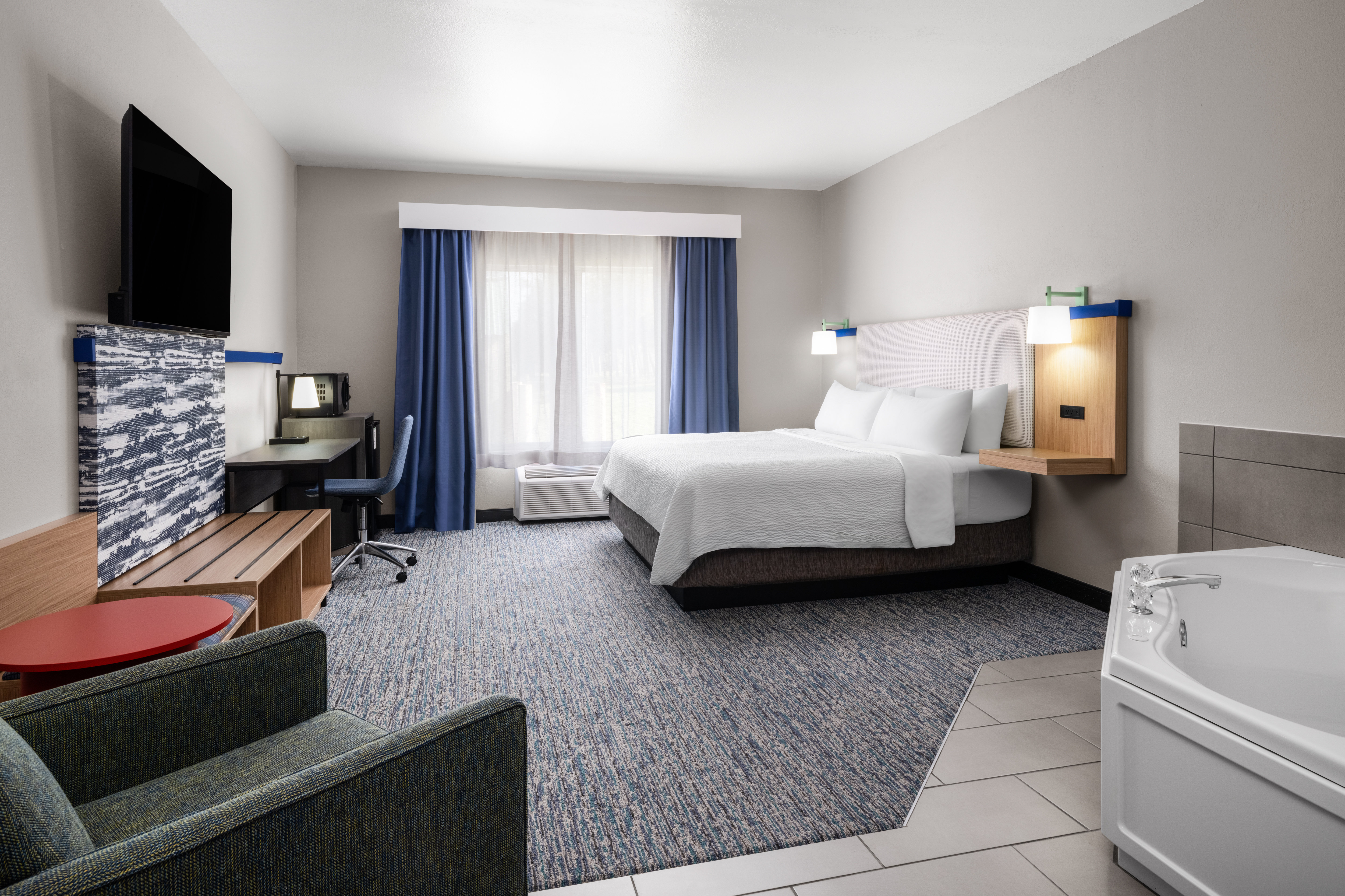 Holiday Inn Express Hotel And Suites Brookings 66/66