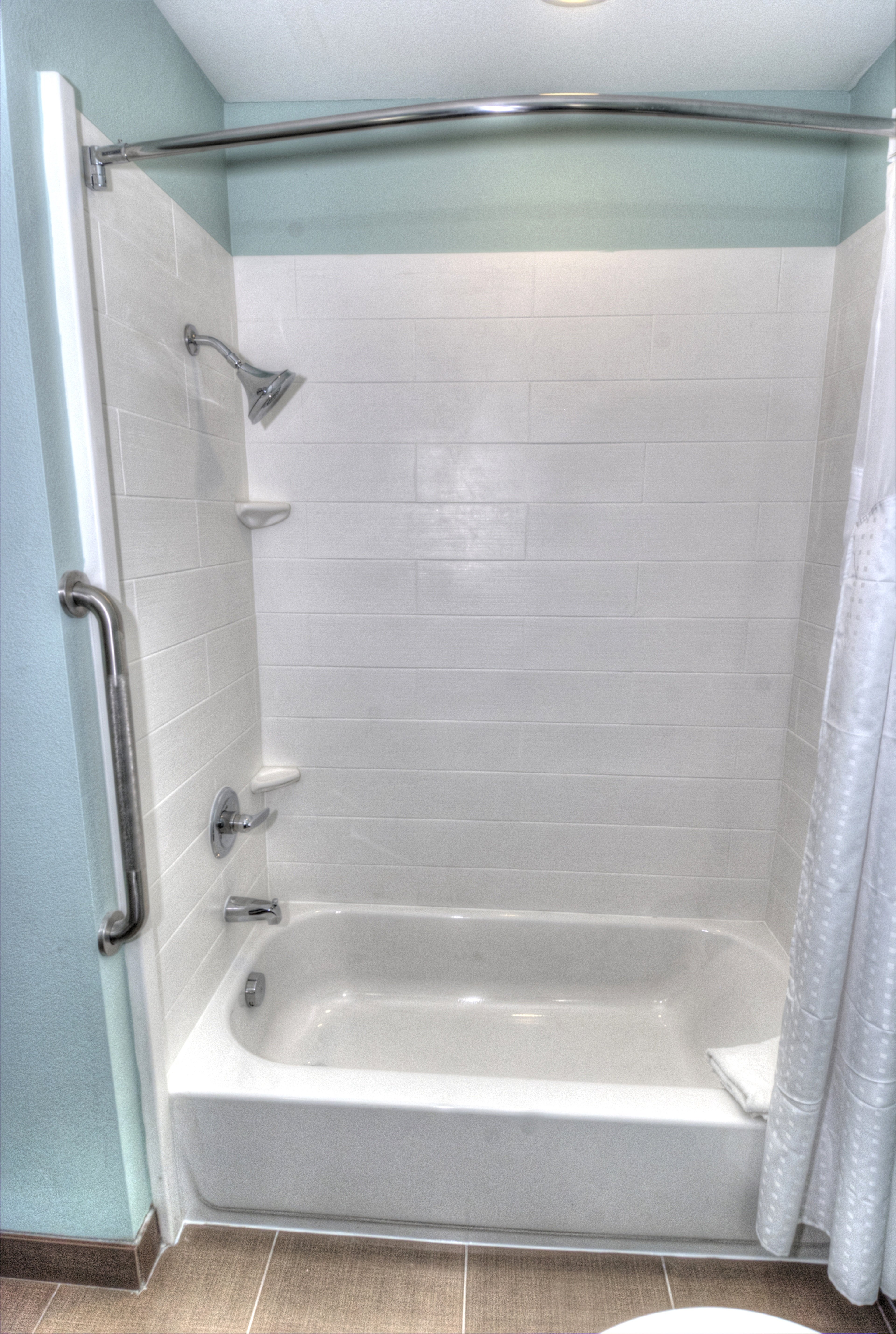 Holiday Inn Express And Suites Austin South 67/67