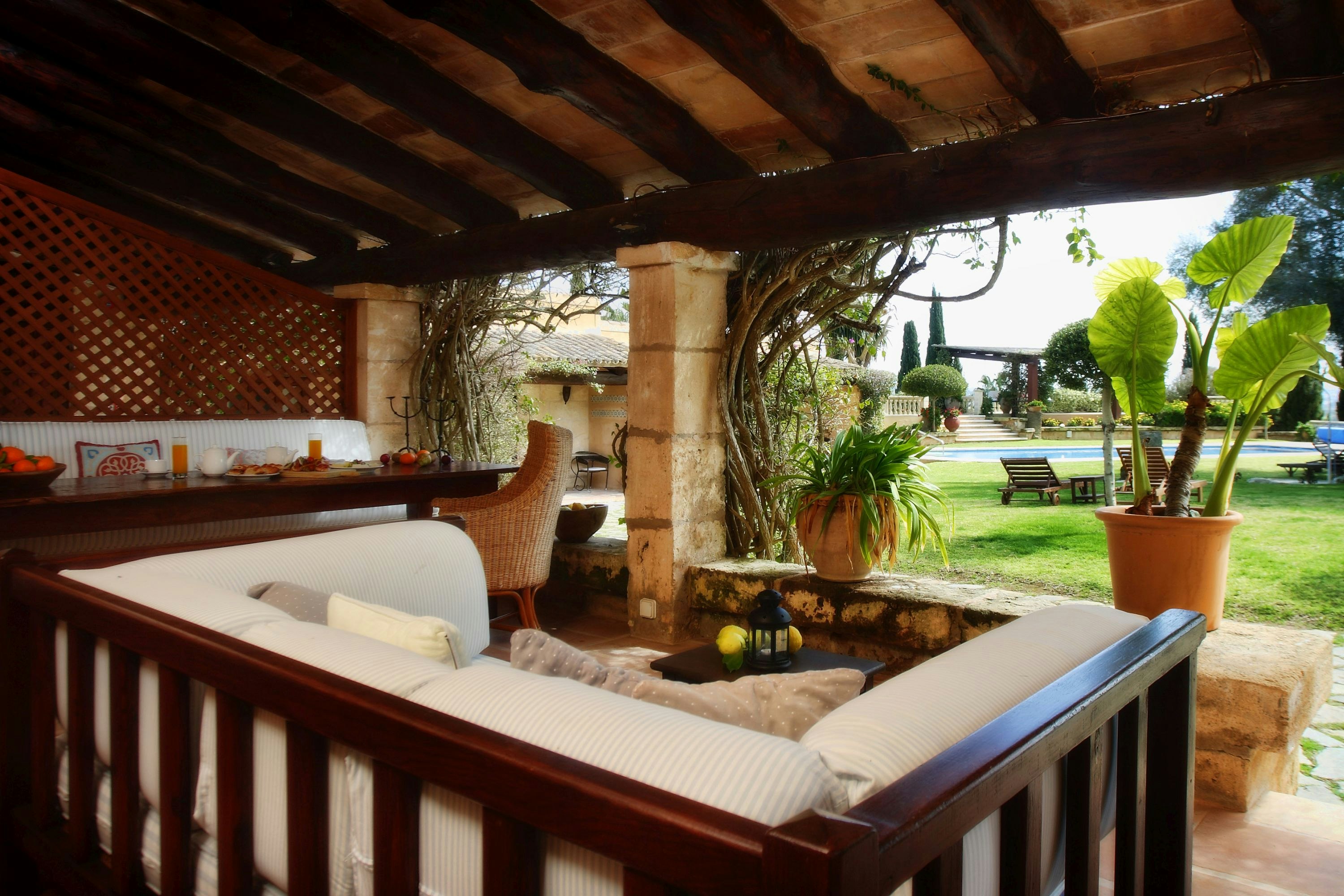 Rotana La Reserva 11/81