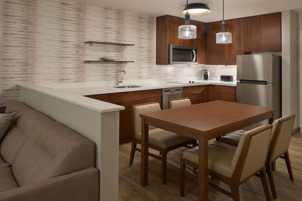 Residence Inn by Marriott Toronto Mississauga Southwest 24/25