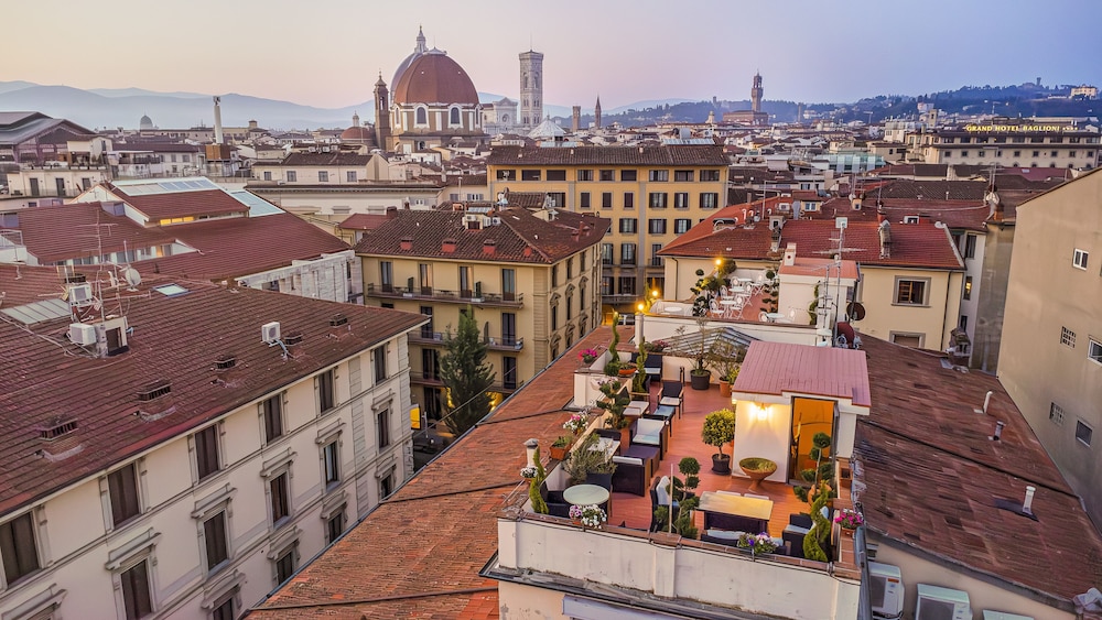 Hotel Bijou Roof Terrace 41/49