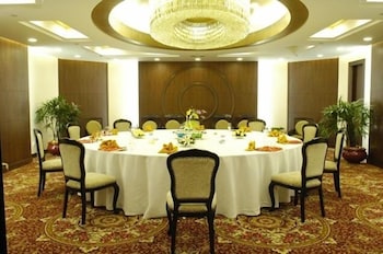 Royal Palace Hotel 14/22