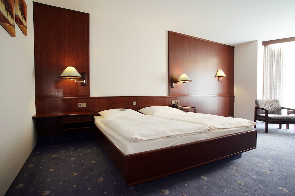 Hotel Elisenhof 51/99