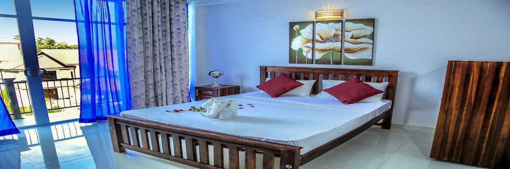 STANDARD, DOUBLE BED
