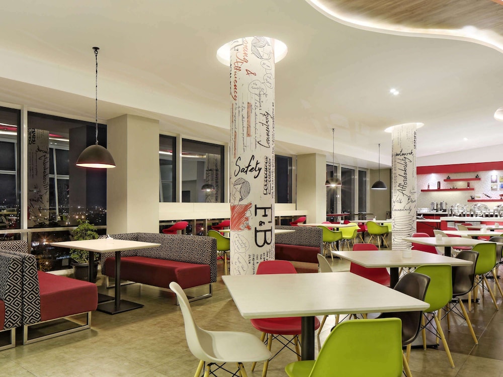 Ibis Padang 40/51
