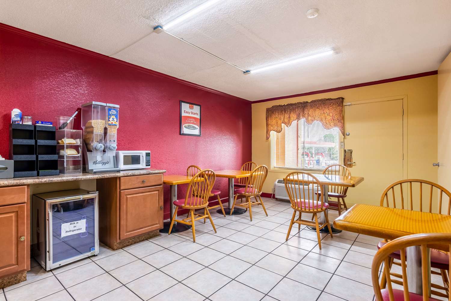 Econo Lodge Charlotte Airport Area 20/26