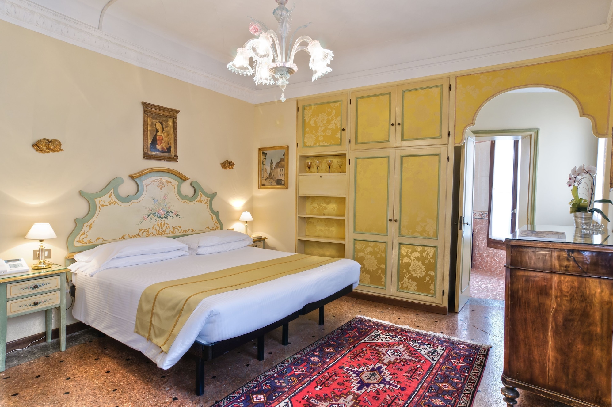 rooms