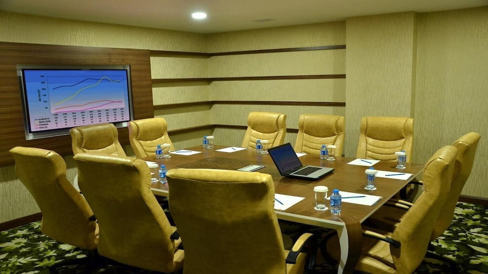 ADRANOS HOTEL 54/62