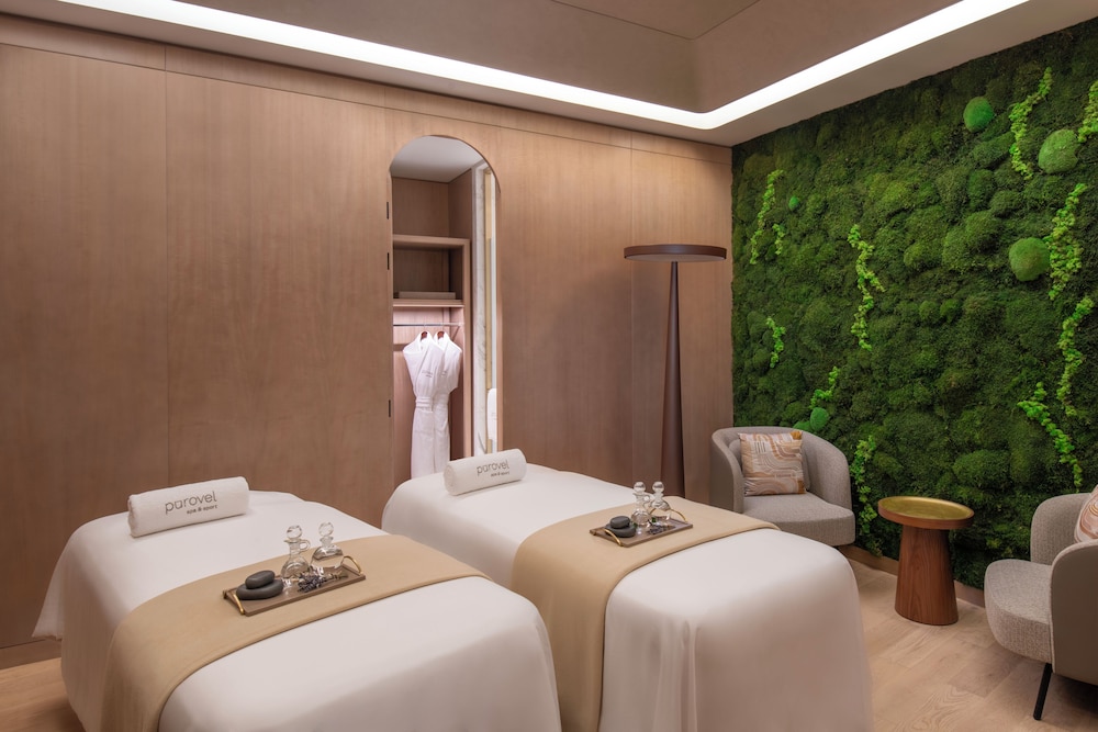 Swissotel Residences Corniche Park Towers 21/49