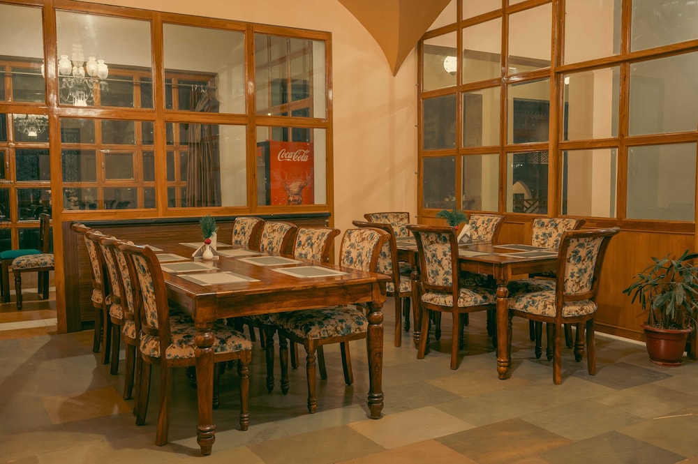 Abhyaran Resort and Spa Ranthambore 30/50