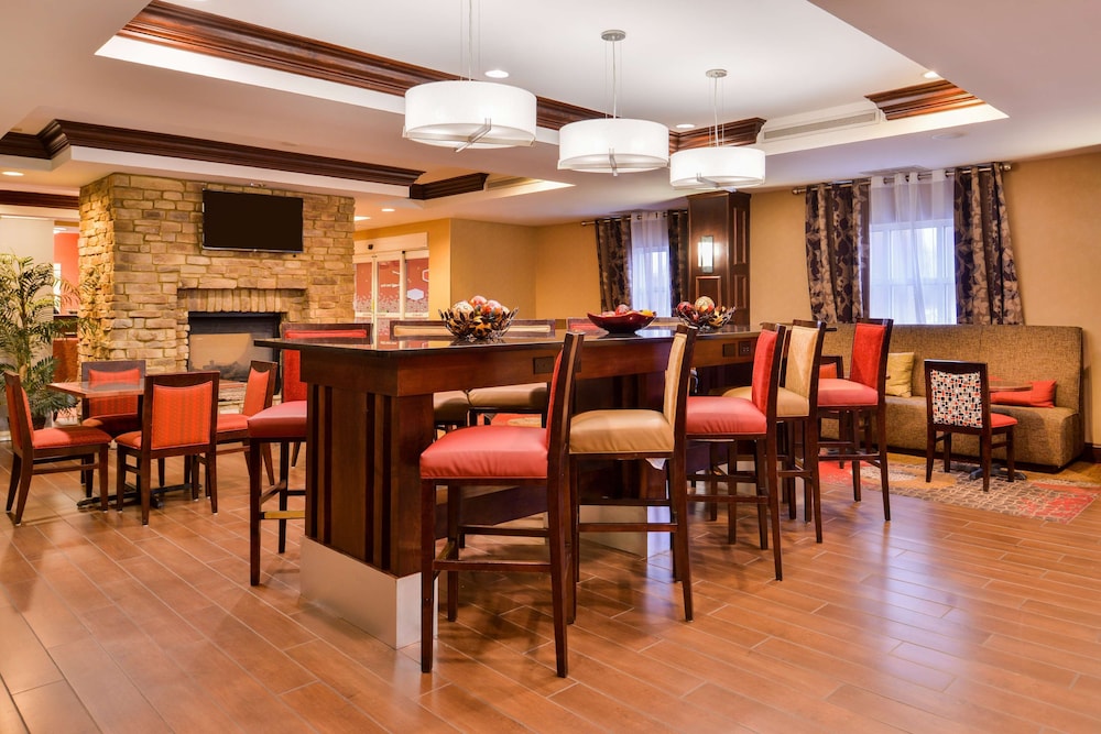 Hampton Inn Statesville 56/72