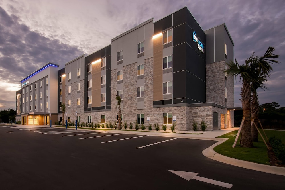 Everhome Suites Panama City Beach - 30A 3/60