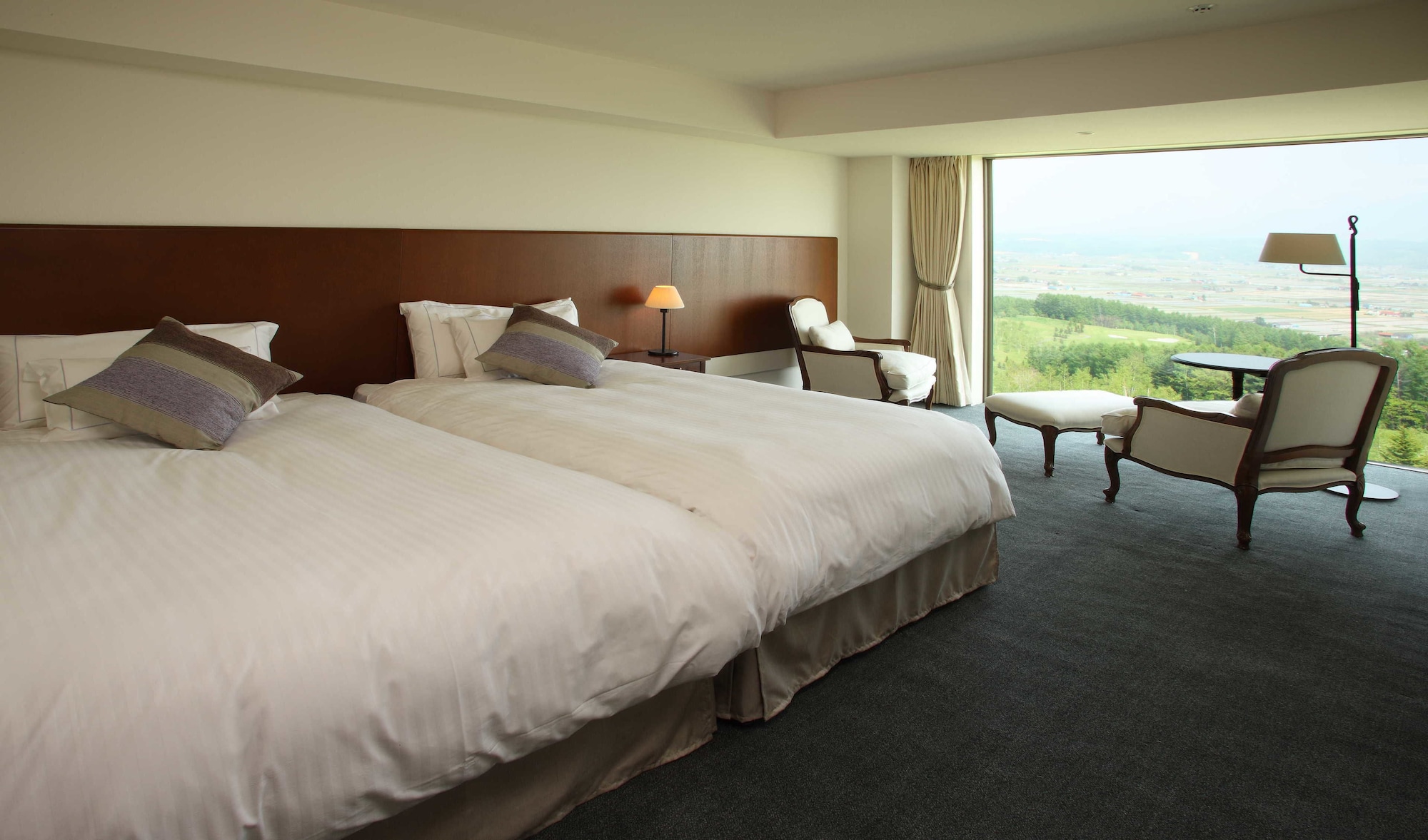 STANDARD, TWIN BEDS, MOUNTAIN VIEW