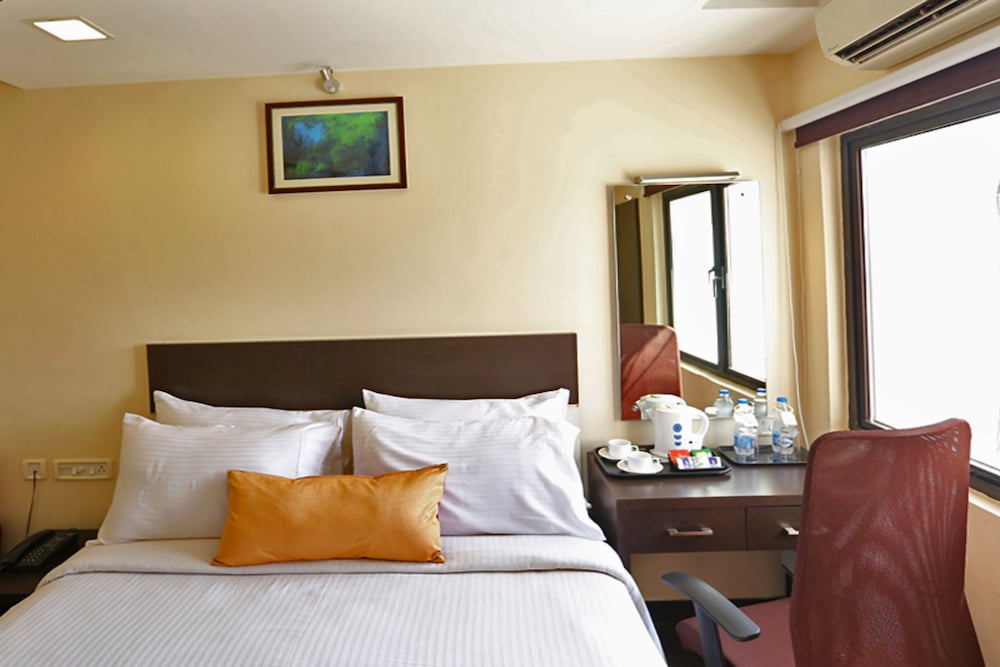 Ashok Residency 12/41