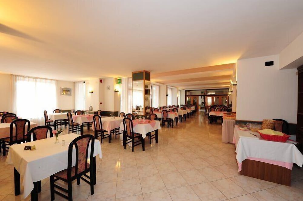 Hotel Lido 35/50