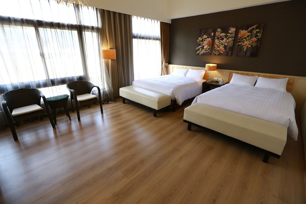 Lealea Garden Hotels-Moon Lake 8/45