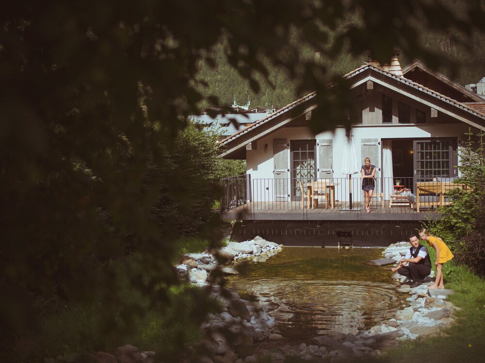 Le Hameau Albert 1er 3/84