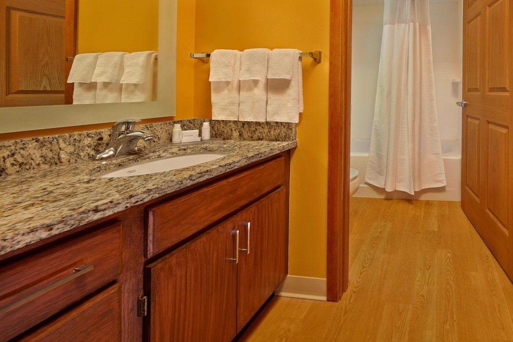 The Residences at Tewksbury (ex. Towneplace Suites By Marriott Boston Tewksbury) 12/31