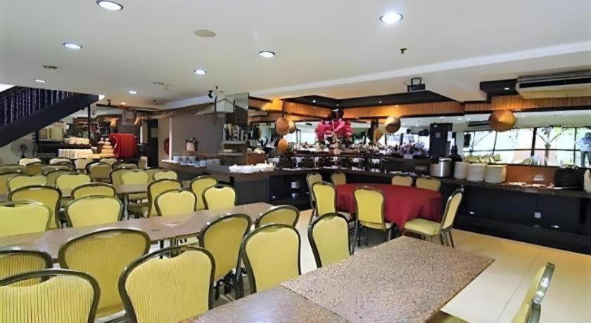 Adamson Hotel Kuala Lumpur 32/48