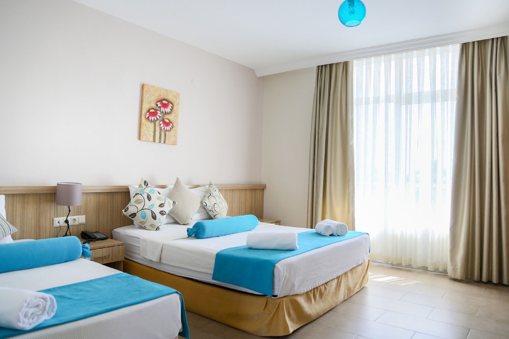 ponz boutique hotel 25/57