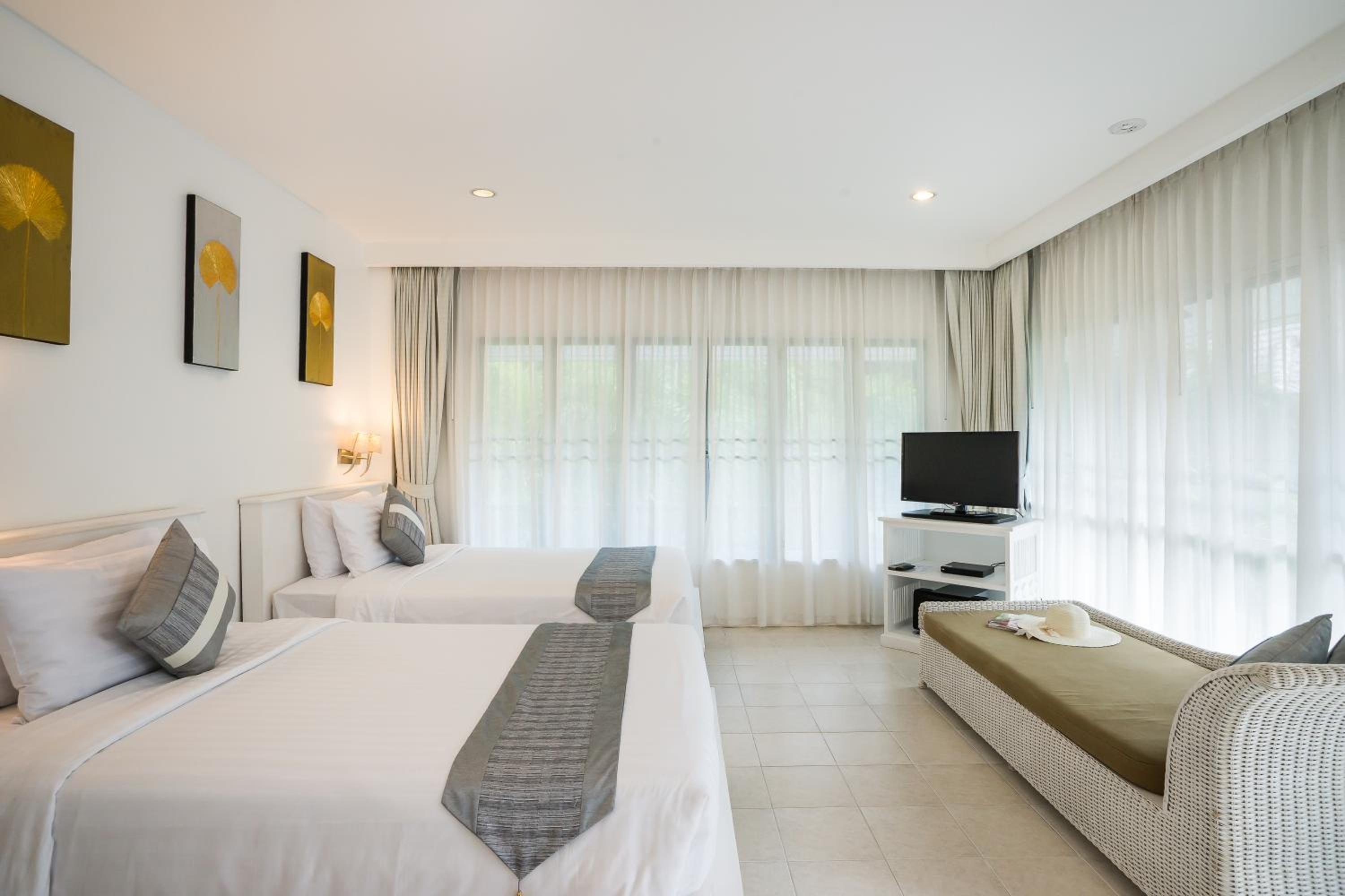 Room at Laksasubha Hua Hin Hotel, HUA HIN - CHA-AM