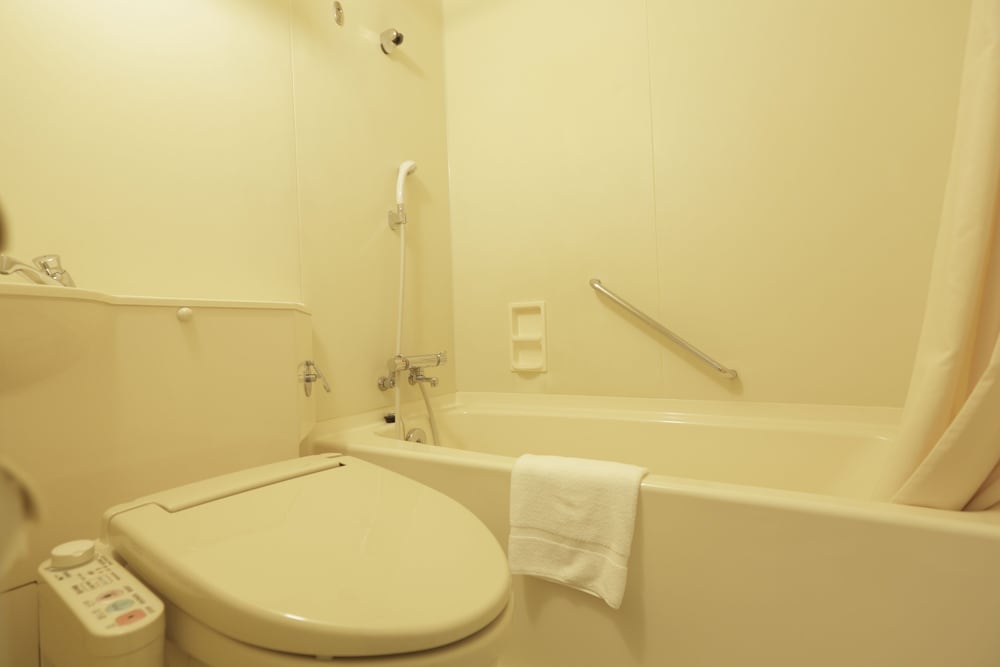 MERCURE YOKOSUKA 70/70