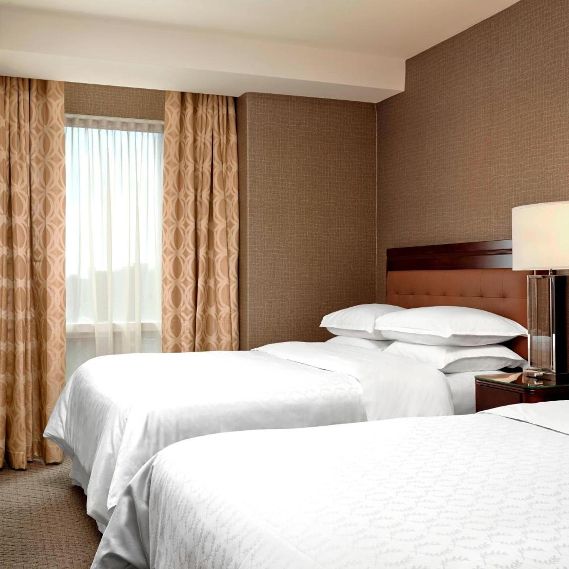 Room at Sheraton Suites Calgary Eau Claire, CALGARY