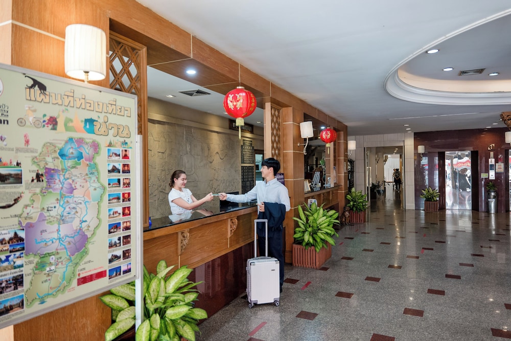 Dhevaraj Hotel 10/62