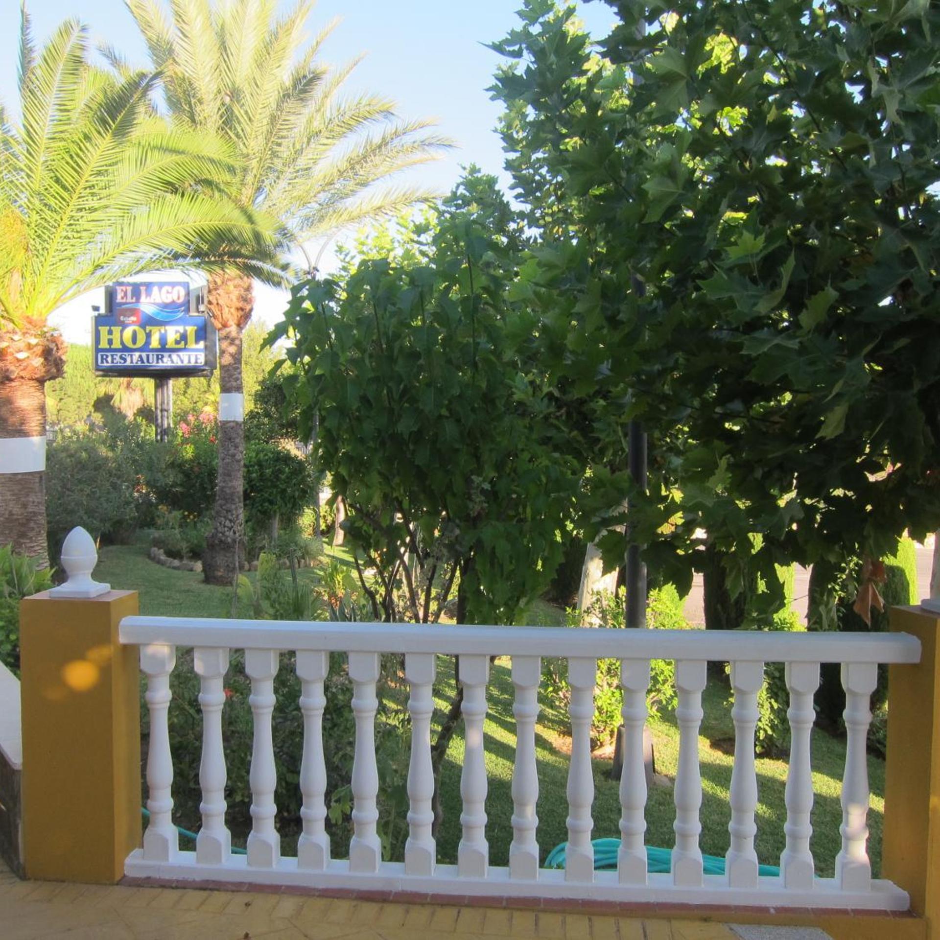 Hotel Restaurante El Lago 5/24