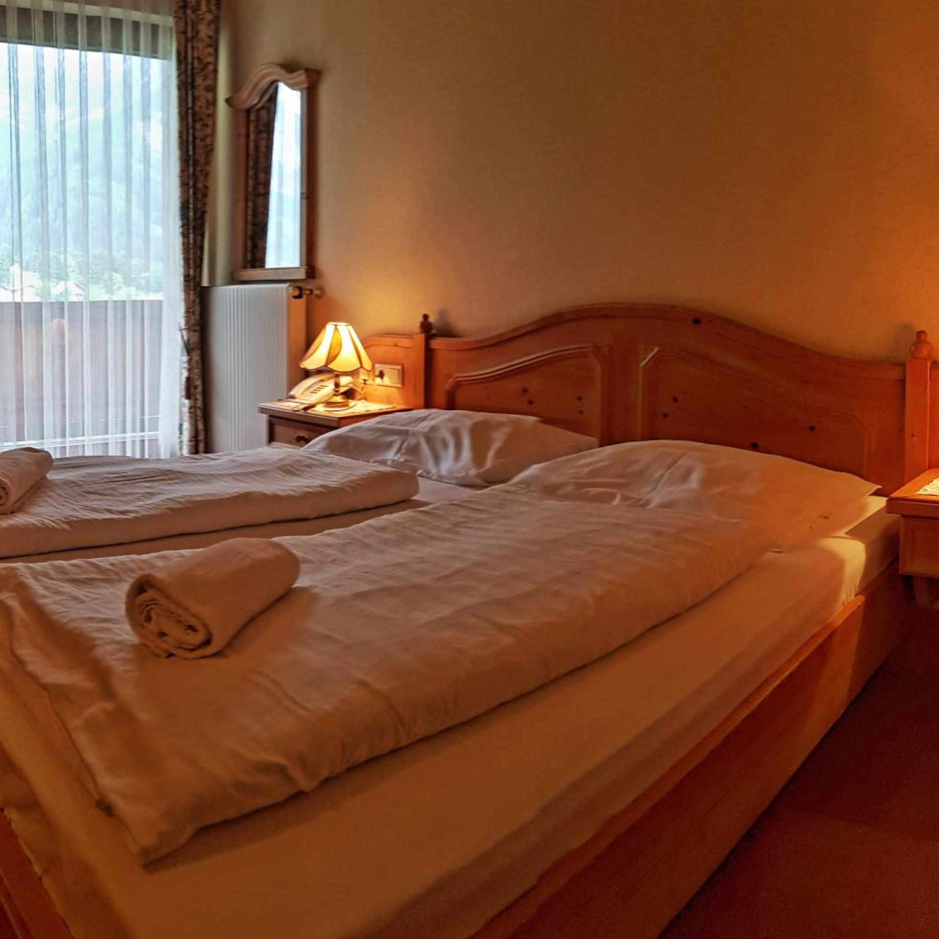 Post HOTEL 7/30