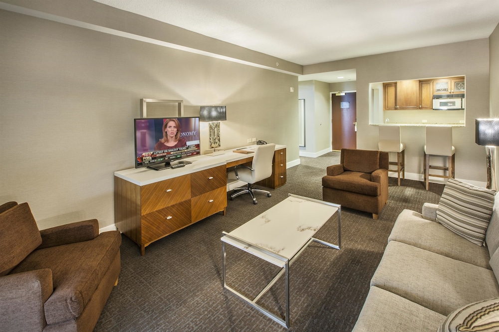 Doubletree By Hilton Hotel Nanuet 36/62