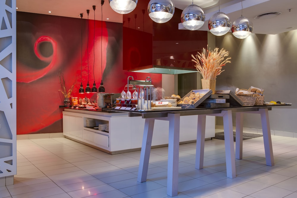 Park Inn Sandton Hotel 43/54