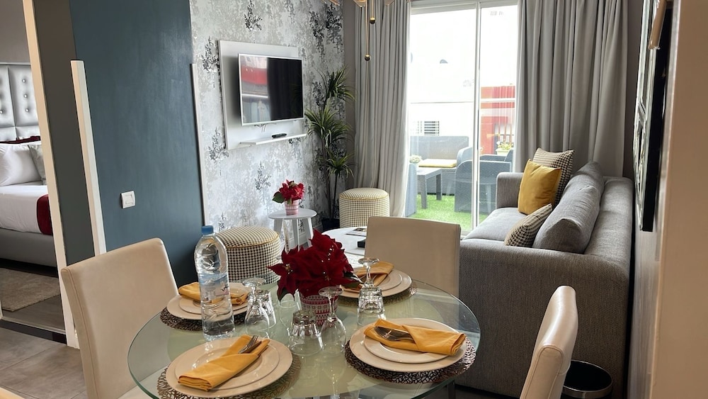 Rent Inn Suites Hotel 43/60