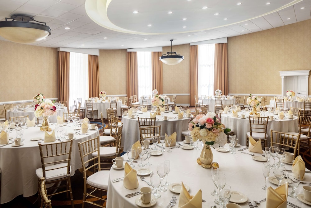 DoubleTree by Hilton Washington DC Silver Spring 28/55
